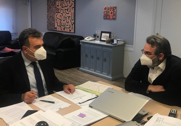 ΜΑΝΟΣ ΚΟΝΣΟΛΑΣ: «Λύσεις στο θέμα της οριοθέτησης των ρεμάτων για τα νησιά χωρίς την έκδοση Προεδρικού Διατάγματος»
