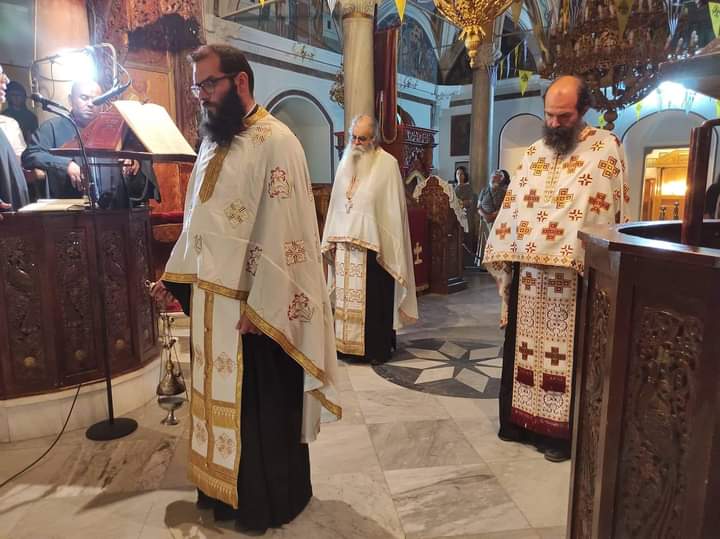 Με κατάνυξη τελέστηκε αγρυπνία για τον Άγιο Παΐσιο τον Αγιορείτη στις Μενετές