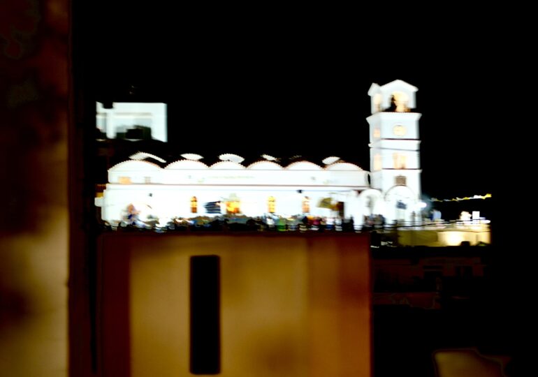 Η Παναγία των Μενετών: Η ψυχή του χωριού και η μνήμη στην ιστορική πρωτεύουσα της Καρπάθου