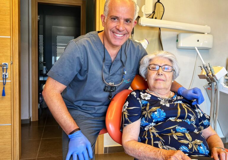 25 χρόνια ζωής για το οδοντιατρείο του Δρ Δημήτρη Σπανού στην Κάρπαθο και συνεχίζει!
