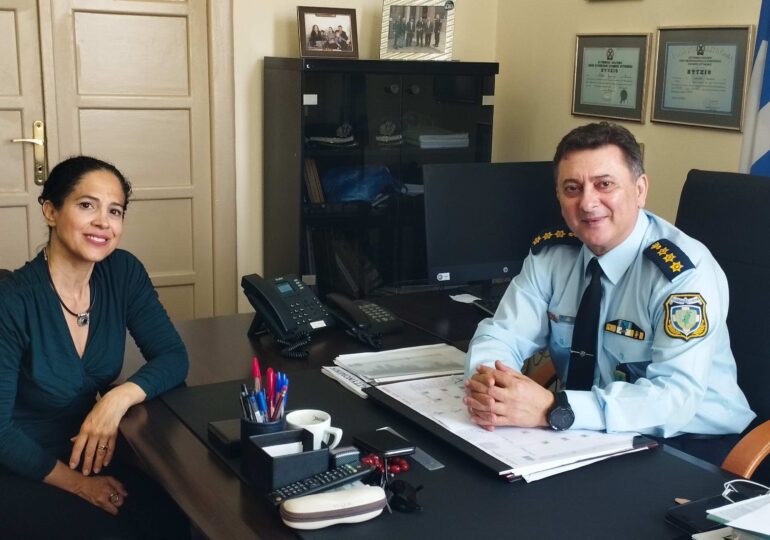 Συνάντηση της Χρύσας Καραγιάννη με τον Διοικητή της Α΄ Αστυνομικής  Διεύθυνσης και τον Διοικητή Πυροσβεστικών Υπηρεσιών Δωδεκανήσου