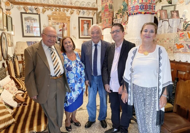 Παναγιώτης Μυλωνάς - Μηνάς Αλ. Αλεξιάδης: 40χρονη φιλία και συνάντηση στις Μενετές Καρπάθου!