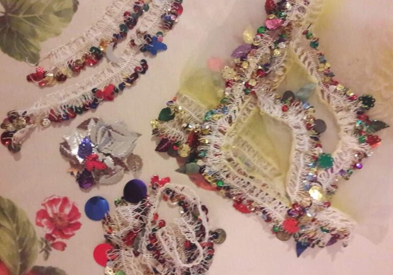 Μάθημα για δαντέλες από φούλια με την φουρκέτα στην Αρκάσα Καρπάθου