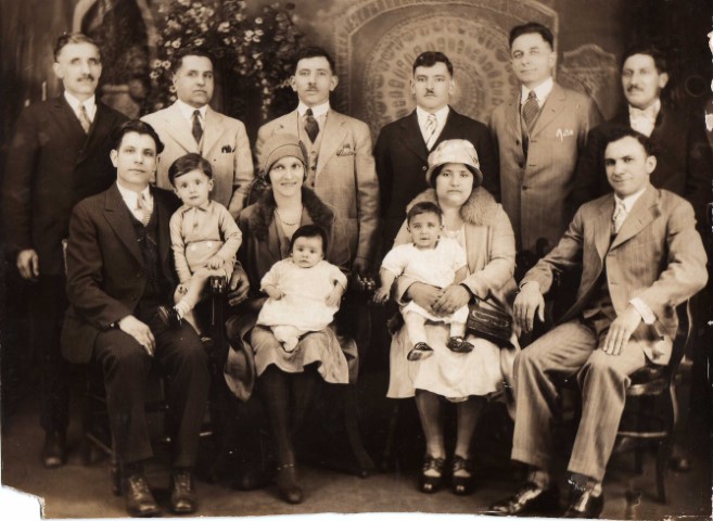 Μανώλης Κασσώτης: Καρπαθιακοί Σύλλογοι στην Αμερική (Also in English)