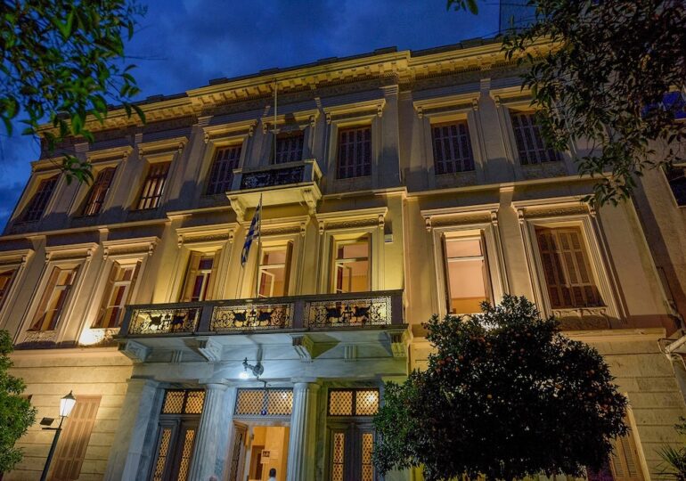 Ο ιστορικός Φιλολογικός Σύλλογος «ΠΑΡΝΑΣΣΟΣ» θα βραβεύσει μαθητές από την Κάσο, την Όλυμπο Καρπάθου, τα Ψαρά και τους Φούρνους!