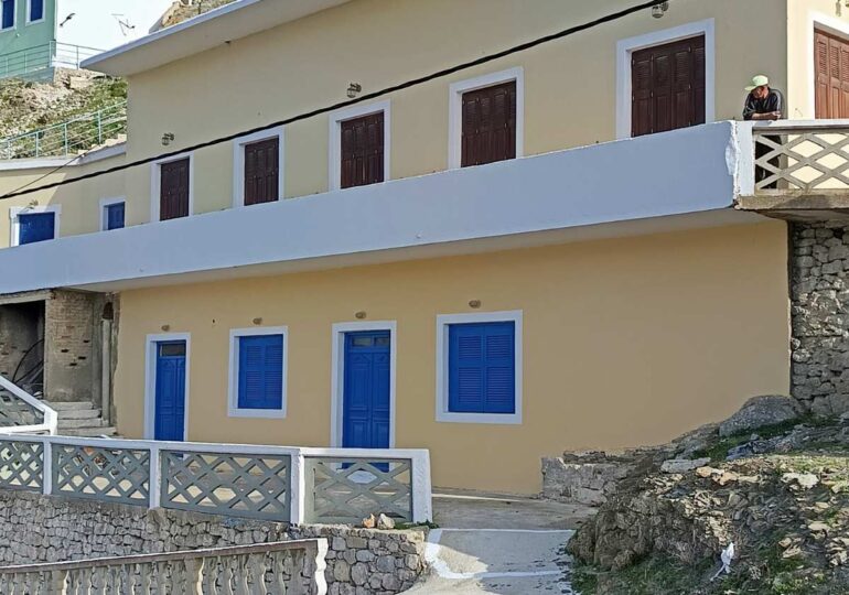 «ΠΟΡΘΜΙΟΣ ΠΟΣΕΙΔΩΝ» : Ολοκληρώθηκε ο εξωτερικός καλλωπισμός του Κοινοτικού Μεγάρου Ολύμπου Καρπάθου