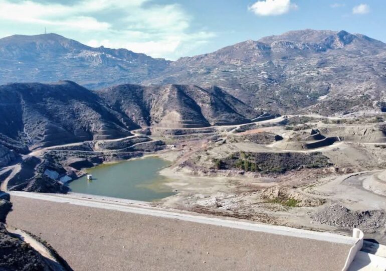 Τραγική κατάσταση στο Φράγμα Σχοινά. Η ανάρτηση του μουσικού Μίμη Πανάρετου