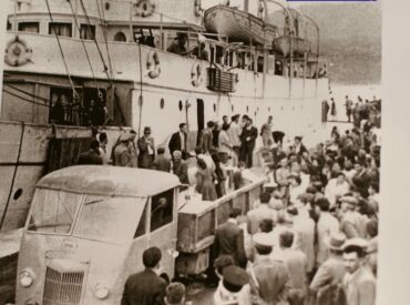 16 &epsilon;&kappa;&alpha;&tau;&omicron;&mu;&mu;ύ&rho;&iota;&alpha; &epsilon;&upsilon;&rho;ώ, &tau;&rho;ί&alpha; &chi;&rho;ό&nu;&iota;&alpha; &alpha;&nu;&alpha;&mu;&omicron;&nu;ή&sigmaf; &kappa;&alpha;&iota; &omicron;ύ&tau;&epsilon; έ&nu;&alpha; &mu;έ&tau;&rho;&omicron; έ&rho;&gamma;&omicron;&upsilon; &sigma;&tau;&omicron; &lambda;&iota;&mu;ά&nu;&iota; &tau;&omega;&nu; &Pi;&eta;&gamma;&alpha;&delta;ί&omega;&nu; &Kappa;&alpha;&rho;&pi;ά&theta;&omicron;&upsilon;&nbsp;