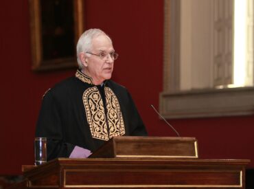&Eta; &Kappa;ά&sigma;&omicron;&sigmaf; &sigma;&tau;&omicron;&nu; &alpha;&gamma;ώ&nu;&alpha; &tau;&omicron;&upsilon; 1821 &gamma;&iota;&alpha; &tau;&eta;&nu; &Epsilon;&theta;&nu;&iota;&kappa;ή &Alpha;&nu;&epsilon;&xi;&alpha;&rho;&tau;&eta;&sigma;ί&alpha;. &Epsilon;&pi;&iota;&mu;&nu;&eta;&mu;ό&sigma;&upsilon;&nu;&omicron;&sigmaf; &lambda;ό&gamma;&omicron;&sigmaf;