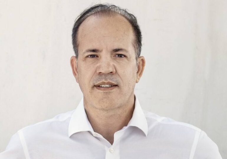Στην καρδιά της Ιστορίας: Το νέο βιβλίο του Ιωάννη Βασιλάκη που αφορά κάθε Καρπάθιο
