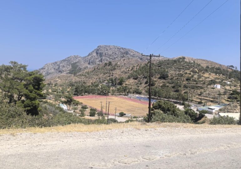 Κάρπαθος: Ξεράθηκε το Δημοτικό Στάδιο! Που πήγαν οι 600.000 ευρώ για την αναβάθμιση του;