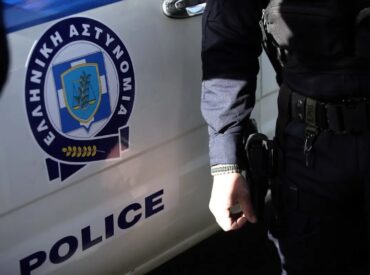 &Sigma;ύ&lambda;&lambda;&eta;&psi;&eta; &alpha;&tau;ό&mu;&omega;&nu; &gamma;&iota;&alpha; έ&kappa;&theta;&epsilon;&sigma;&eta; &alpha;&nu;&eta;&lambda;ί&kappa;&omicron;&upsilon; &sigma;&tau;&eta;&nu; &Kappa;ά&rho;&pi;&alpha;&theta;&omicron;