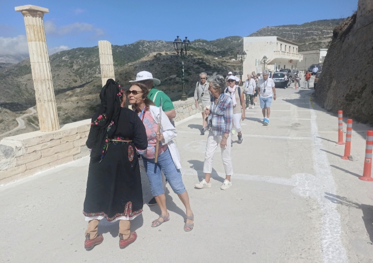 ΠΟΡΘΜΙΟΣ ΠΟΣΕΙΔΩΝ: Το Γαλλικό κρουαζιερόπλοιο έφτασε στο Διαφάνι! Εντυπωσιασμένοι οι επιβάτες από την Όλυμπο