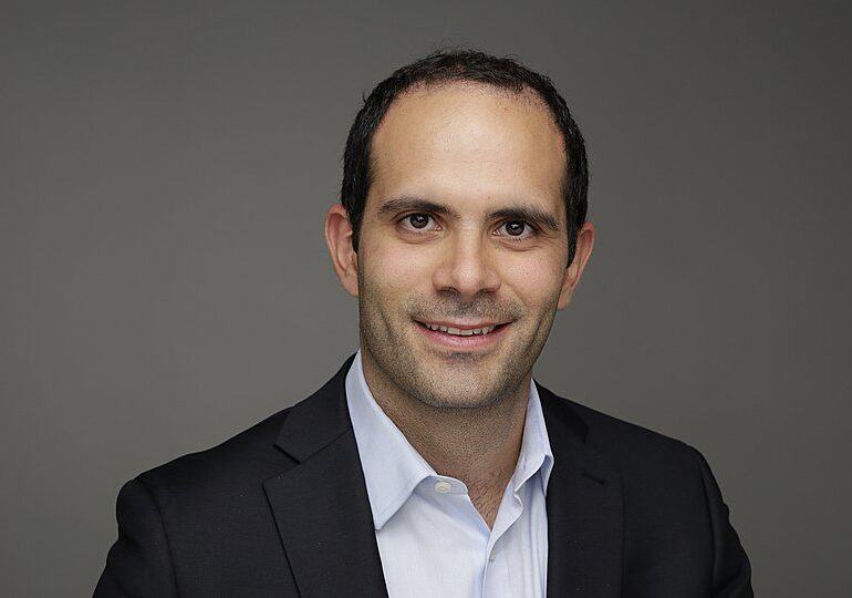 Πέτρος Περσελής: Η ευκαιρία της Ελλάδας για προσέλκυση ταλέντων