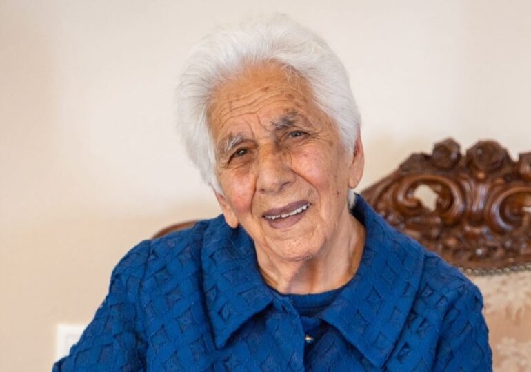 ΣΤΗ ΜΝΗΜΗ ΤΗΣ ΑΓΑΠΗΜΕΝΗΣ ΜΑΣ ΞΑΔΕΡΦΗΣ ΚΑΛΛΙΟΠΗΣ ΚΡΗΤΙΚΟΥ - ΣΙΣΑΜΗ