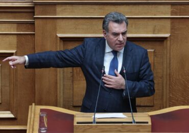 ΜΑΝΟΣ ΚΟΝΣΟΛΑΣ: «Αιτιολόγηση ή επανεξέταση της απόφασης για τα χαρακτηριστικά του πλοίου που θα εξυπηρετεί την ακτοπλοϊκή σύνδεση της Κάσου με την Κάρπαθο και τη Σητεία»