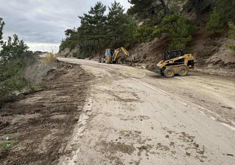 Επαρχείο Καρπάθου-Η.Ν. Κάσου: Συνεχείς παρεμβάσεις για την ενίσχυση της οδικής ασφάλειας στο δίκτυο αρμοδιότητας