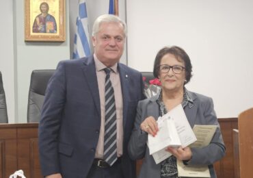 Δήμαρχος Καρπάθου: «Ένας τόπος που τιμά τους δασκάλους του, σέβεται το παρελθόν και το μέλλον του»