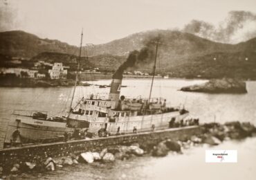 Ο ΤΑΞΙΑΡΧΗΣ, ο Δήμαρχος Κων. Φελλουζής και το λιμάνι της Καρπάθου