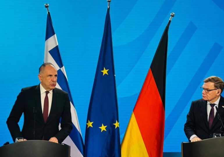 Γεραπετρίτης: Η Ελλάδα δεν προτίθεται να εμπλακεί στον πόλεμο