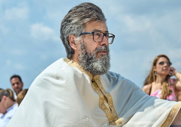 Ποιος είναι ο π. Δημήτριος Ζαγόρας, ο νέος Γενικός Αρχιερατικός Επίτροπος της Ιεράς Μητροπόλεως Καρπάθου και Κάσου