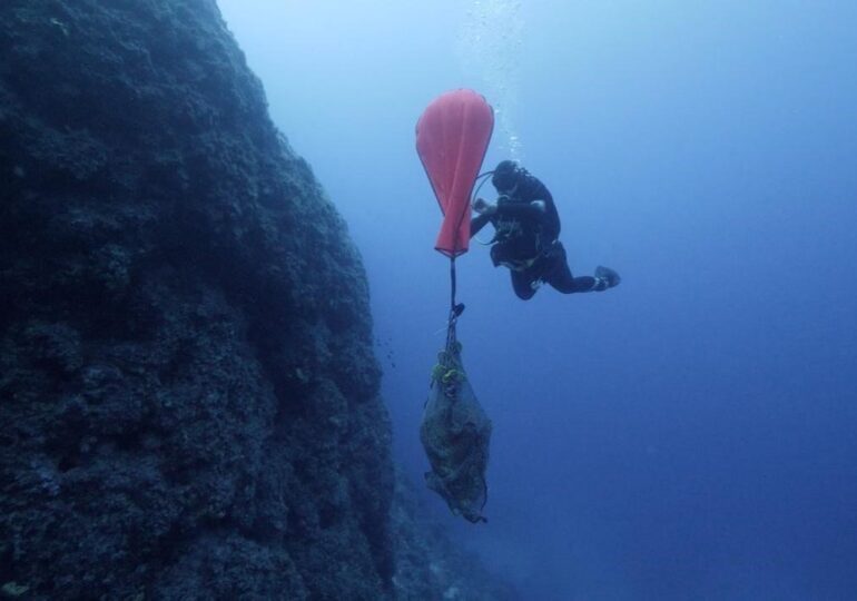 Πάνω από 120 καταδύσεις σε βάθη από 3 έως 45 μέτρα, στην ευρύτερη περιοχή της Β. Καρπάθου και της νήσου Σαρίας