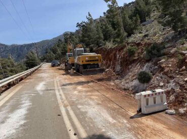 Έ&nu;&alpha;&rho;&xi;&eta; &epsilon;&rho;&gamma;&alpha;&sigma;&iota;ώ&nu; &delta;&iota;&alpha;&pi;&lambda;ά&tau;&upsilon;&nu;&sigma;&eta;&sigmaf; &sigma;&tau;&omicron; &omicron;&delta;&iota;&kappa;ό &tau;&mu;ή&mu;&alpha; &Alpha;&pi;έ&rho;&iota; &ndash; &Sigma;&pi;ό&alpha;, &sigma;&tau;&eta; &theta;έ&sigma;&eta; &laquo;&Kappa;&alpha;&kappa;&iota;ά &Sigma;&kappa;ά&lambda;&alpha;&raquo;
