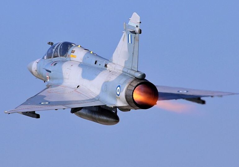 Ζεύγος Mirage στην Κάρπαθο