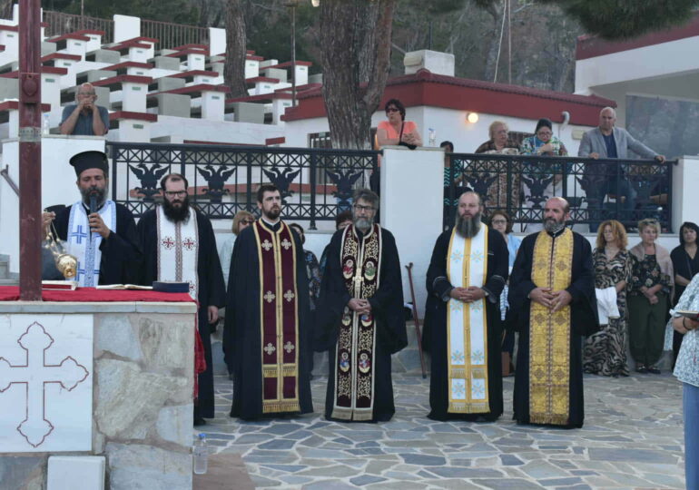 «Στον αμπελώνα της πίστης χωρούν όλοι» – Μεγάλη συνάντηση κατηχητικών ενηλίκων στην Παναγία τη Λαρνιώτισσα