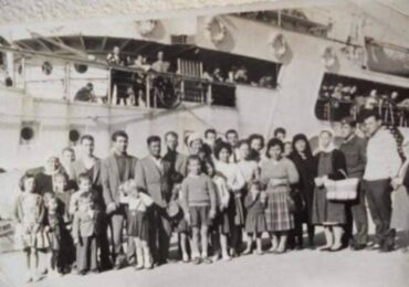 Φράνκι Σοιλης: «Όταν έφευγε το "Άνδρος", το "Δέσποινα" και το "Αρκαδία": Μνήμες ξενιτιάς από τη Μπούκα»