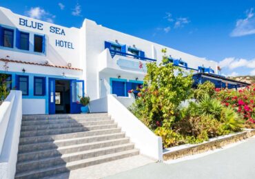 Blue Sea Hotel: Η μεγάλη οικογένεια της Αμμοωπής και ο Νικόλας που αγαπούν οι επισκέπτες από όλο τον κόσμο