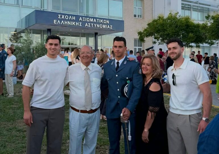 Με «Άριστα» και το ξίφος του Αξιωματικού για τον Χρήστο Ι. Ευαγγέλου: Μια στιγμή υπερηφάνειας και δικαίωσης