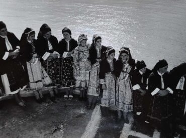 &Sigma;&Eta;&Mu;&Alpha;&Nu;&Tau;&Iota;&Kappa;&Eta; &Epsilon;&Iota;&Kappa;&Alpha;&Sigma;&Tau;&Iota;&Kappa;&Eta; &Delta;&Omega;&Rho;&Epsilon;&Alpha; &Sigma;&Tau;&Eta;&Nu; &Omicron;&Lambda;&Upsilon;&Mu;&Pi;&Omicron; &Alpha;&Pi;&Omicron; &Tau;&Omicron;&Nu; &Phi;&Omega;&Tau;&Omicron;&Gamma;&Rho;&Alpha;&Phi;&Omicron; &Alpha;&Nu;&Tau;&Omega;&Nu;&Eta; &Xi;&Upsilon;&Delta;&Alpha;&Kappa;&Eta;