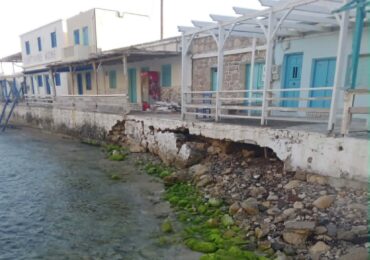 Εικόνες εγκατάλειψης στον Λευκό Καρπάθου