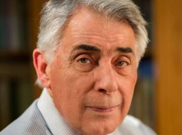 &Theta;&epsilon;&omicron;&delta;ό&sigma;&eta;&sigmaf; &Nu;. &Pi;&epsilon;&lambda;&epsilon;&gamma;&rho;ί&nu;&eta;&sigmaf;: &laquo;&Iota;&sigma;&tau;&omicron;&rho;ί&alpha; &tau;&omicron;&upsilon; &kappa;&omicron;&upsilon;&tau;&sigma;&omicron;&mu;&pi;&omicron;&lambda;&iota;&omicron;ύ&raquo;