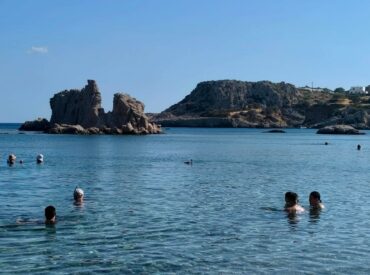 &Eta; &Kappa;ά&rho;&pi;&alpha;&theta;&omicron;&sigmaf; &kappa;&epsilon;&rho;&delta;ί&zeta;&epsilon;&iota; έ&delta;&alpha;&phi;&omicron;&sigmaf;: +3.836 &epsilon;&pi;&iota;&beta;ά&tau;&epsilon;&sigmaf; &tau;&omicron;&nu; &Iota;&omicron;ύ&lambda;&iota;&omicron; &sigma;&epsilon; &sigma;&chi;έ&sigma;&eta; &mu;&epsilon; &pi;έ&rho;&upsilon;&sigma;&iota;
