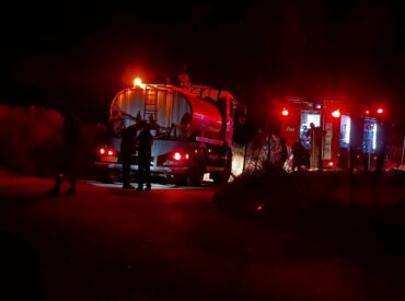 Άμεση κινητοποίηση για τη φωτιά στο Σάνταλο Καρπάθου – Υπό έλεγχο λίγο πριν τα μεσάνυχτα
