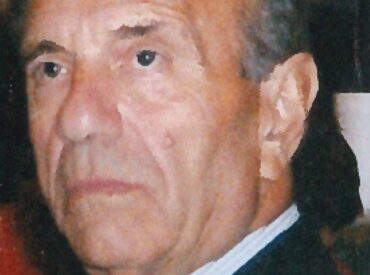 &Sigma;ί&gamma;&eta;&sigma;&epsilon; &omicron; &Gamma;&iota;ώ&rho;&gamma;&omicron;&sigmaf; &tau;&rsquo; &Alpha;&lambda;έ&xi;&eta;